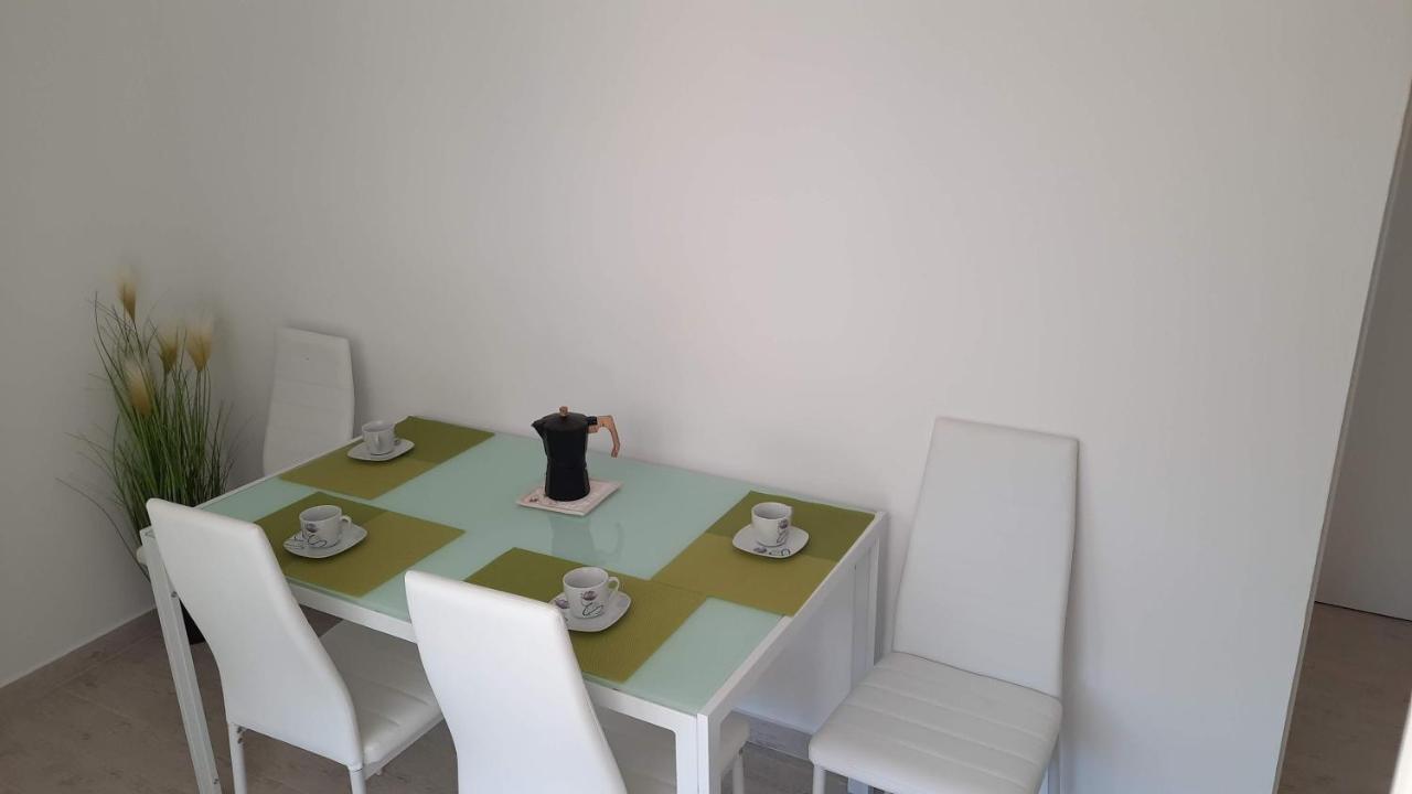 Holiday House Vela Vrta Sveti Ivan Dobrinjski ภายนอก รูปภาพ