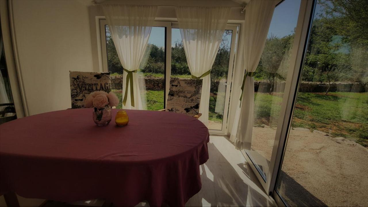 Holiday House Vela Vrta Sveti Ivan Dobrinjski ภายนอก รูปภาพ