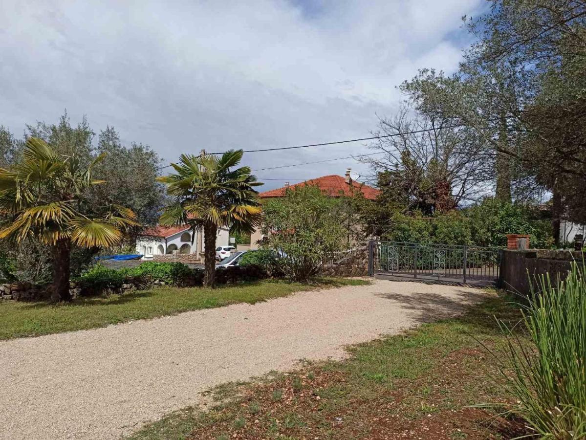 Holiday House Vela Vrta Sveti Ivan Dobrinjski ภายนอก รูปภาพ