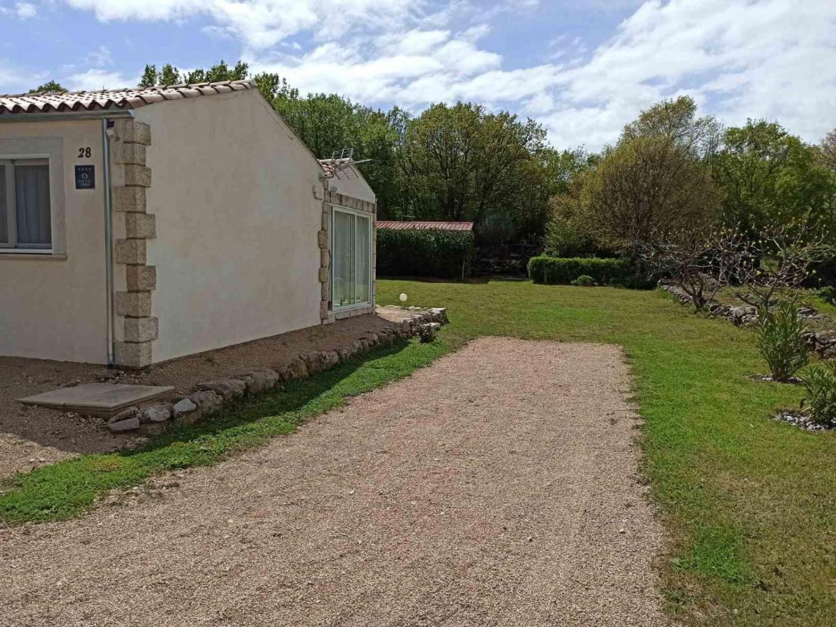 Holiday House Vela Vrta Sveti Ivan Dobrinjski ภายนอก รูปภาพ